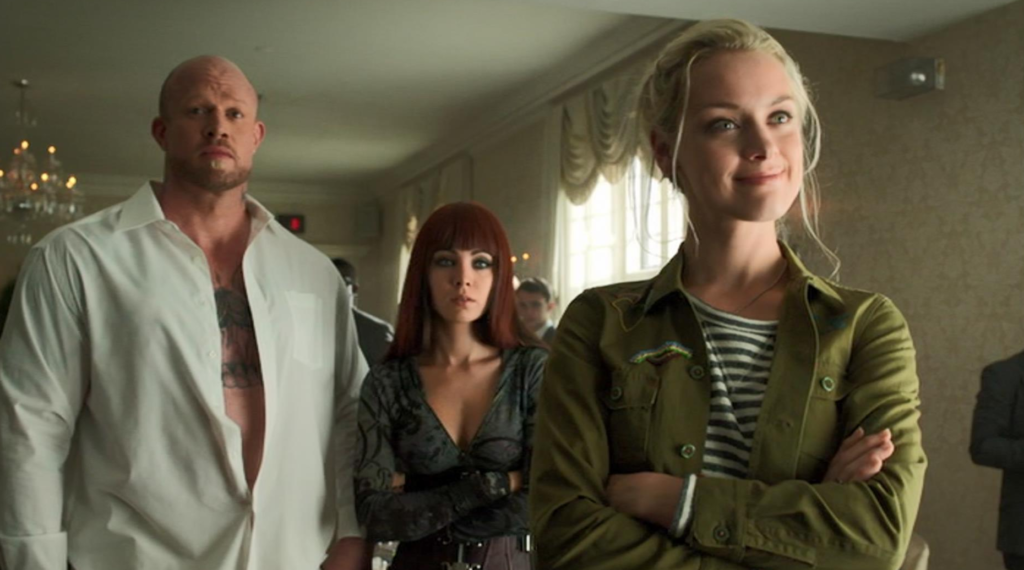 Kenzi, Tamsin, and Bruce at the Morrigan's ceilidh - Lost Girl 405