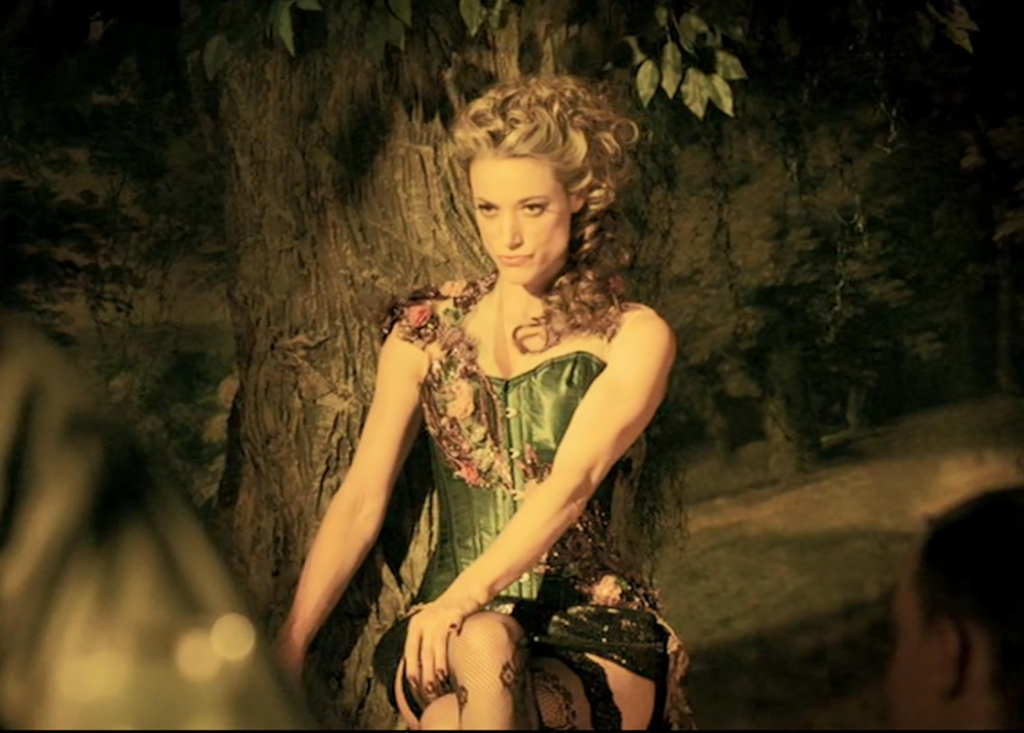 Zoie Palmer as Flora - Lost Girl 407