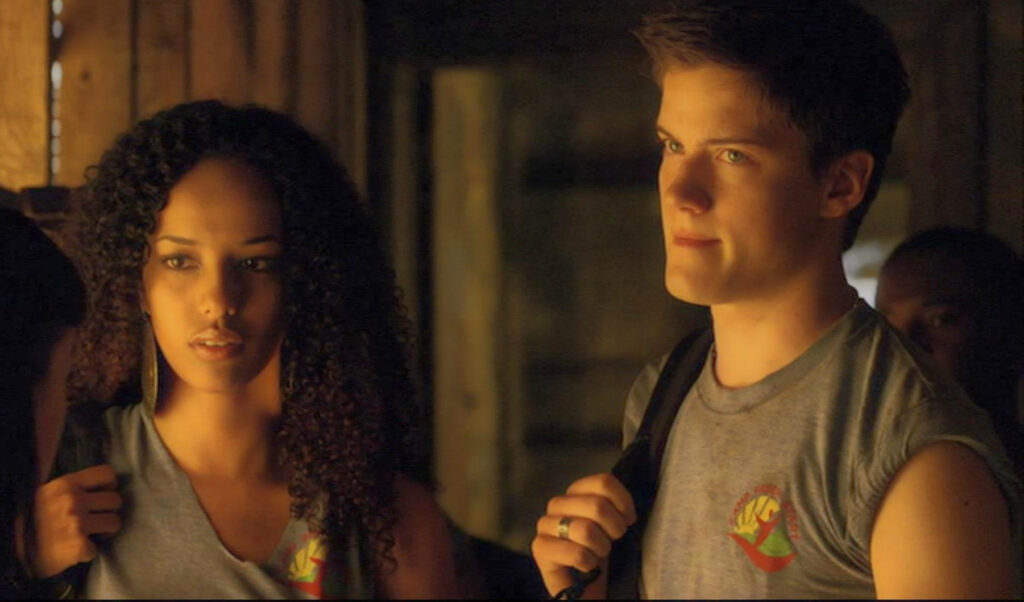 Shaida Ali as Trudy and Justin Kelly as Nelson - Lost Girl 310