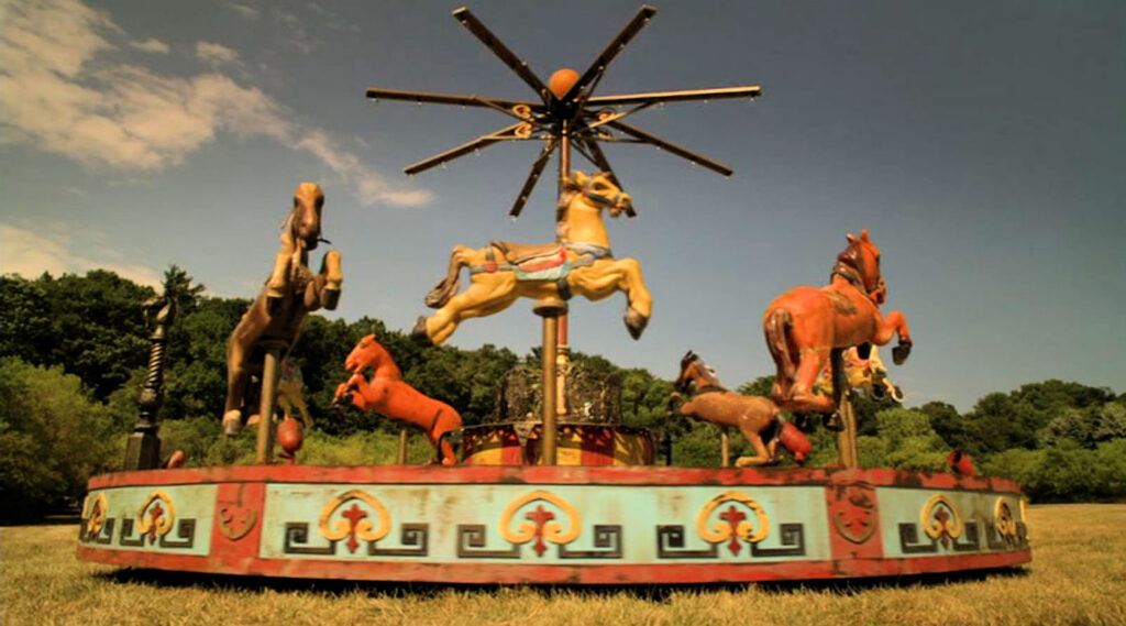 the carousel - Lost girl 311