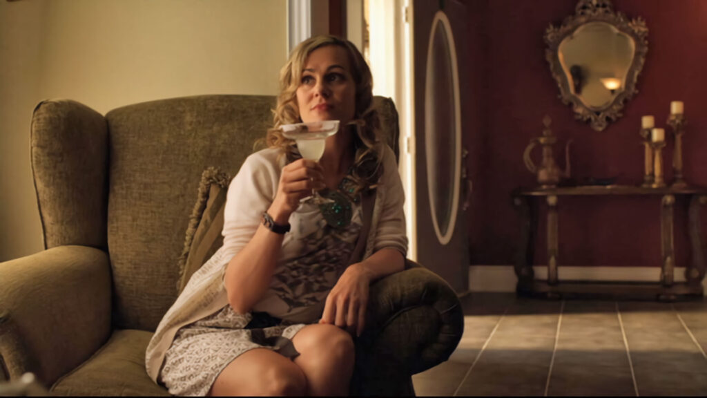 Melinda Deines as Eleanor - Lost girl 311