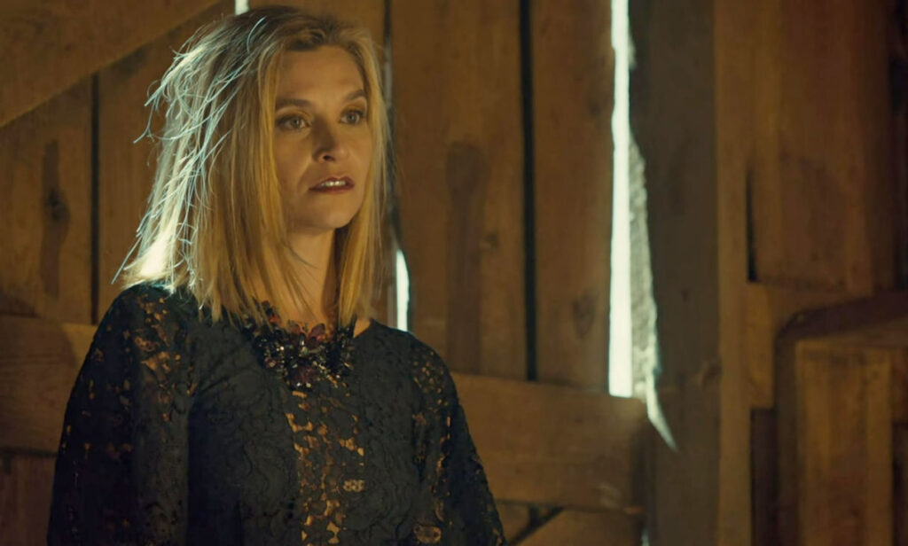 Rayisa Kondracki as Constance Clootie - Wynonna Earp 105