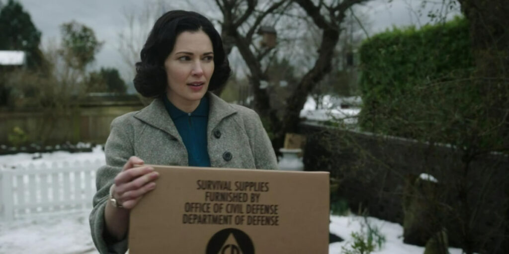 Laura Mennell as Mimi Hynek - Project Blue Book 103
