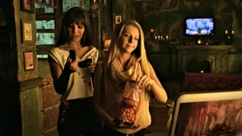 Ksenia Solo and Eliana Jones - Lost Girl