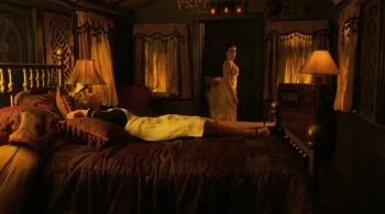 Linzee Barclay and Anna Silk - Lost Girl