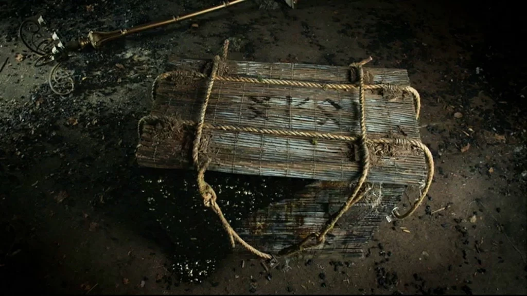 The Bamboo Chest - Lost Girl 401