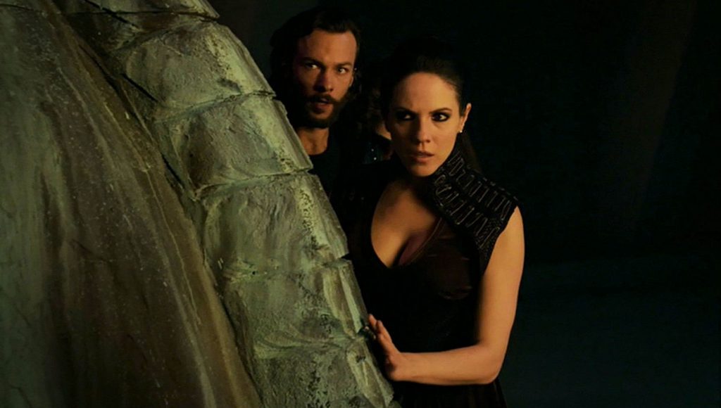 Bo (Anna Silk) and Rainer (Kyle Schmid) - Lost Girl 412