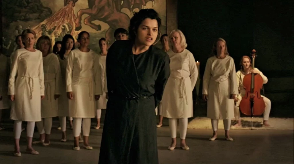 Sister Epona (Eve Harlow) and the Women of the Horse - Lost Girl 412