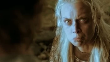 A disheveled Tamsin makes a deal with the Blood King - Lost Girl - 409