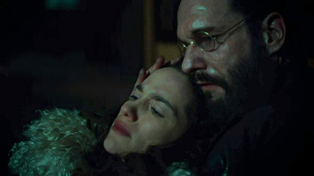 Robert Svane (Michael Eklund) and Wynonna (Melanie Scrofano) - Wynonna Earp 208