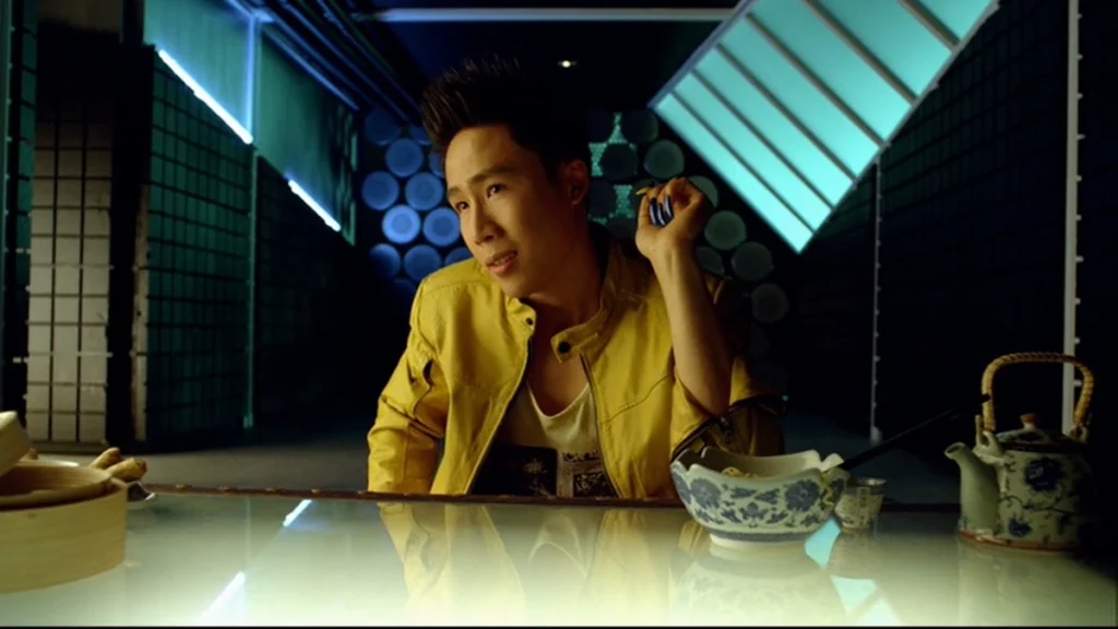 Adrian Nguyen as the Tong leader - Lost Girl 308