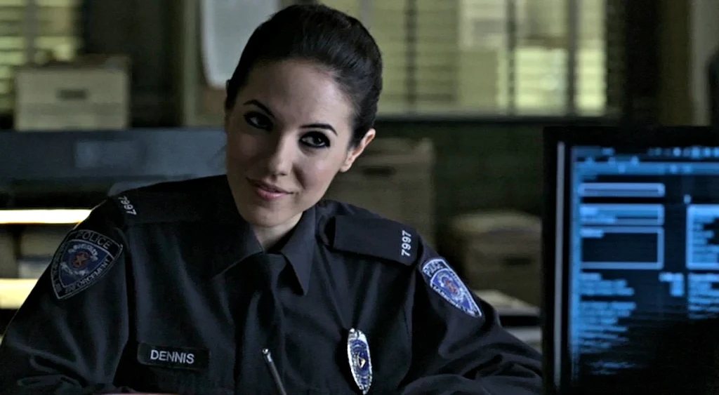 Bo as a uniformed police officer during The Dawning - Lost Girl 309